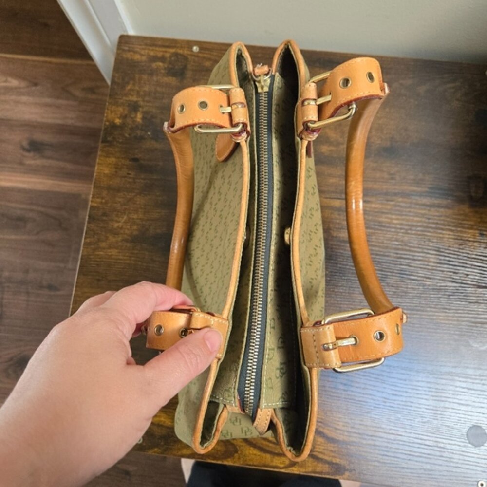 Dooney & Bourke Signature Green Bag - Picture 5 of 16
